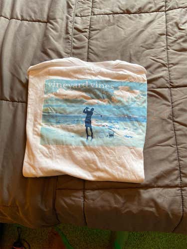 Medium Vineyard Vines Shirt