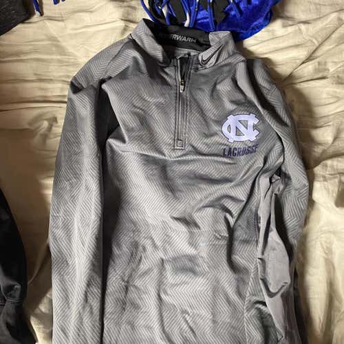 North CarolinaGray Men's Large Nike 1/4 Zip