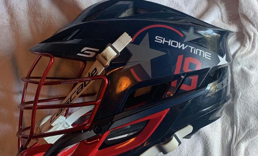 2019 Maverik Showtime Helmet