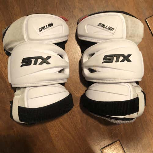 Used Extra Large STX Stallion 500 Arm Pads