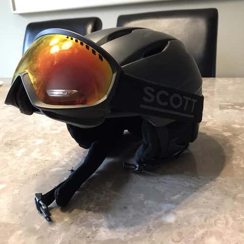 Black New One Size Fits All Giro Helmet