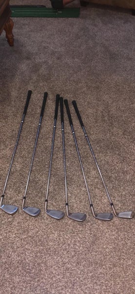 Men's Left Handed Regular Flex Steel Shaft Iron Set