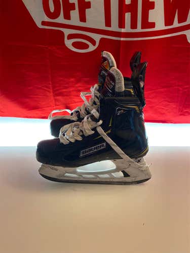 Used Bauer Supreme 2S Pro D&R (Regular)  Size 7 Hockey Skates