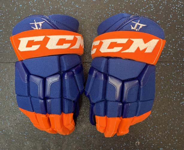 New John Tavares NY Islanders 14”CCM HG55 Pro Stock Gloves