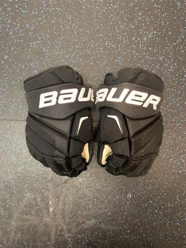 New Philadelphia Flyers Team Stock 14” Bauer Vapor APX2 Pro Pro Stock Gloves