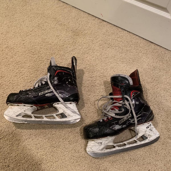 Used Bauer Vapor 1X 2.0 E&W (Wide) Size 10.5 Hockey Skates
