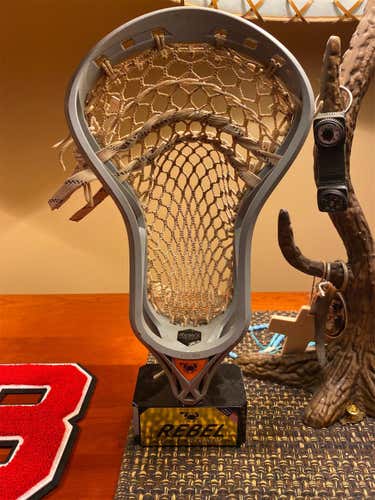 GENTLY USED-Midfield/Attack ECD Rebel Graphene