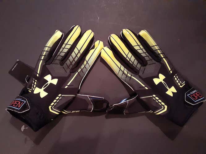 New Under Armour F6 Gloves XL