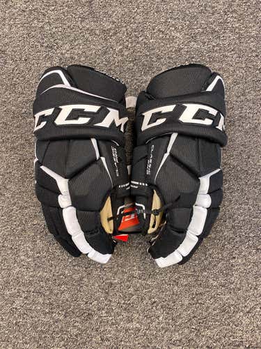 CCM Tacks Classic Pro Hockey Gloves 14"