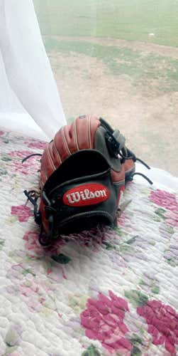 Red Used Infield A2000 11.75" Baseball Glove