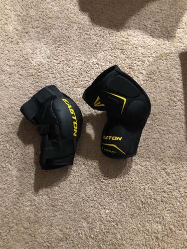 Senior Medium Easton Stealth  Elbow Pads