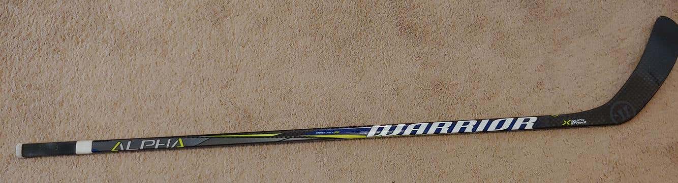 Used Intermediate Warrior Right Handed Alpha QX Pro Hockey Stick Mid W03 Lie 5