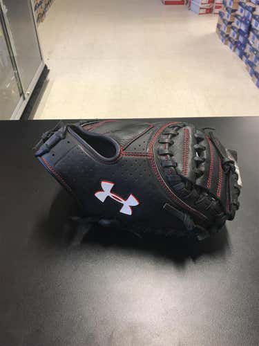 Under Armour UACM-100Y 31.5" Baseball Glove