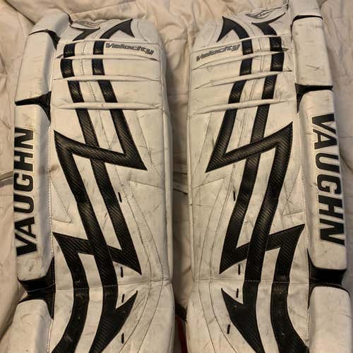 Vaughn Velocity V3 35+1 Leg Pads