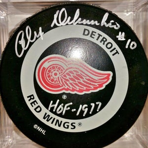 ALEX DELVECCHIO  Detroit Red Wings AUTOGRAPHED Signed NHL Hockey GAME PUCK HOF