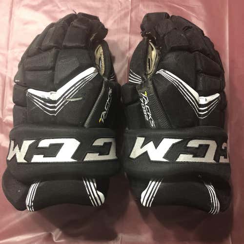 Black Used CCM Tacks 7092 14" Gloves