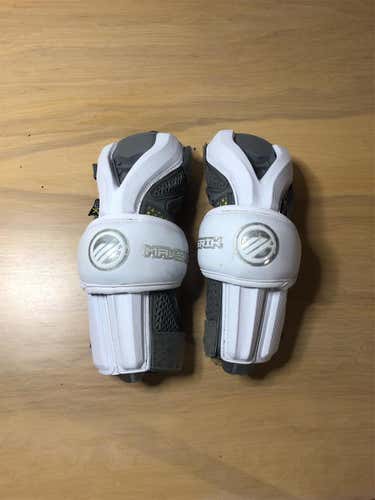 Used Large Maverik Rome Arm Gaurds