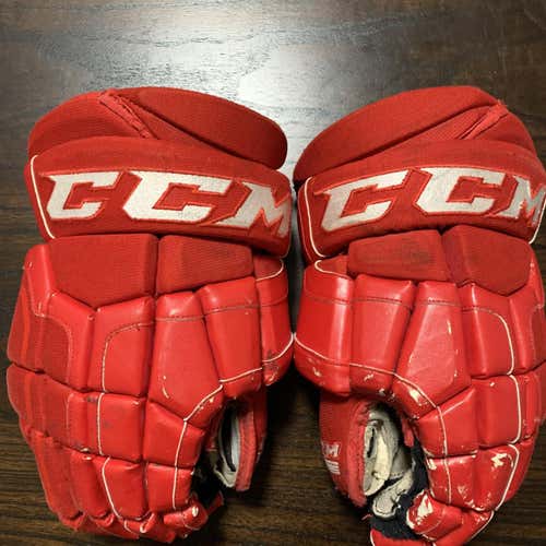 Used CCM HG40 14" Pro Stock Soo Greyhounds Issued Gloves