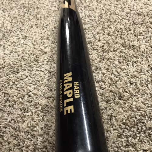Used Marucci Gamer Series 33’ Maple Bat