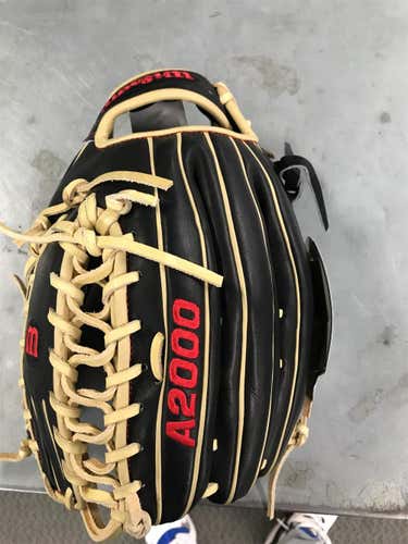 NEW Wilson A2000 12.75”