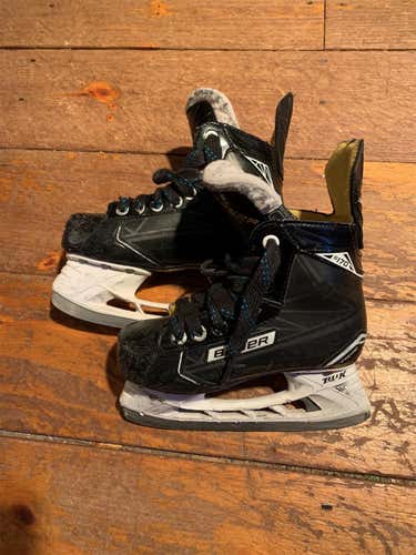 Used Bauer Supreme S170 EE (Extra Wide) Size 1 Hockey Skates