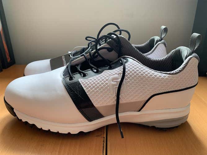 White Men's 11 (Women's 12) Footjoy Contour Fit Golf Shoes