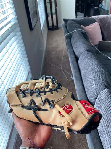 Gold Used First Base Gold Glove Elite 13" Baseball Glove