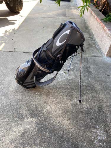 Black New Oakley Carry Bag