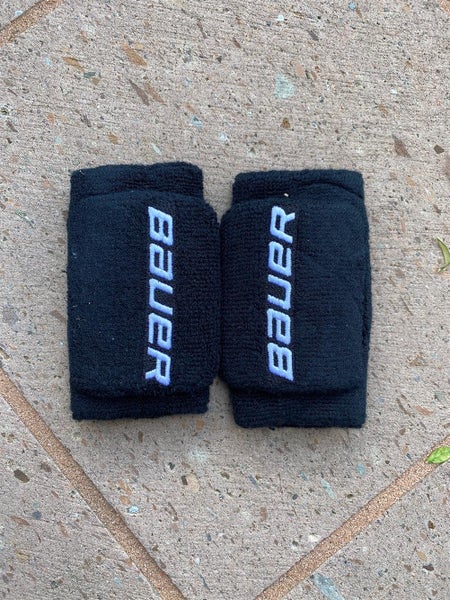 Black Used Bauer Wrist Guards