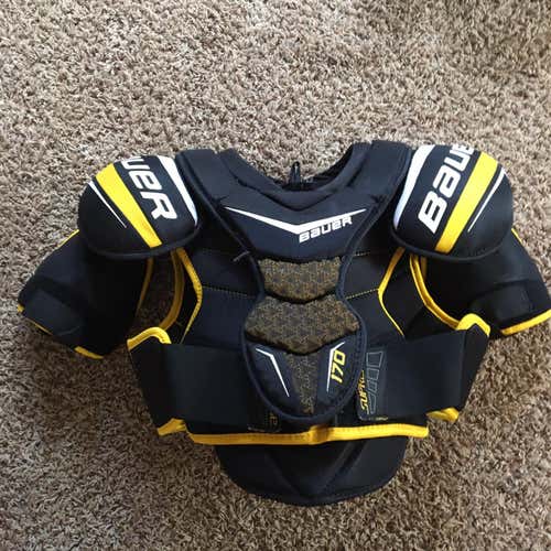 Used Large Bauer Supreme 170 Shoulder Pads