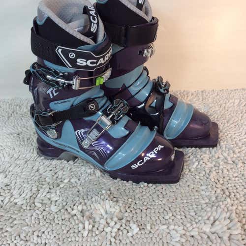 New Scarpa T2 Telemark Ski Boots 23.5