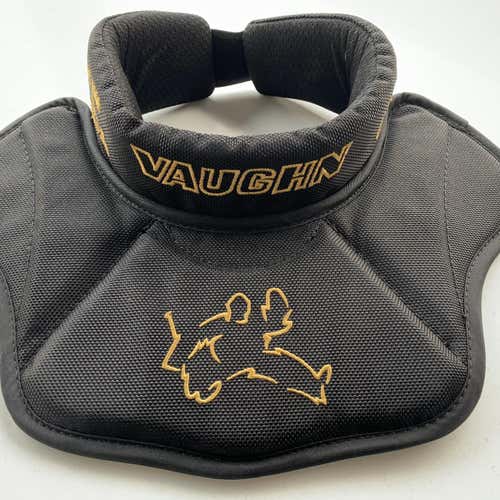 VAUGHN VPC 7000 GOALIE THROAT PROTECTOR - SENIOR