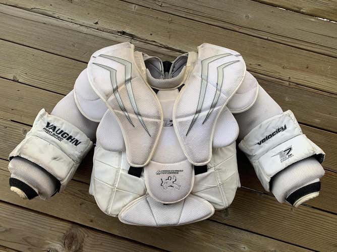 Senior Medium Vaughn Velocity V7 XF Pro Carbon Chest and Arm Protector