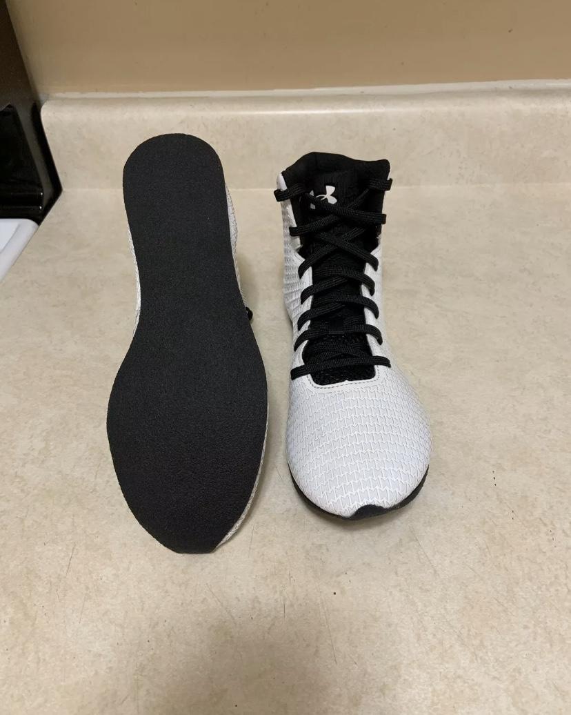 Under Armour UA Clutchfit Men's Boxing Shoes White/Black 1256889-103 Size 9  | SidelineSwap | Buy and Sell on SidelineSwap