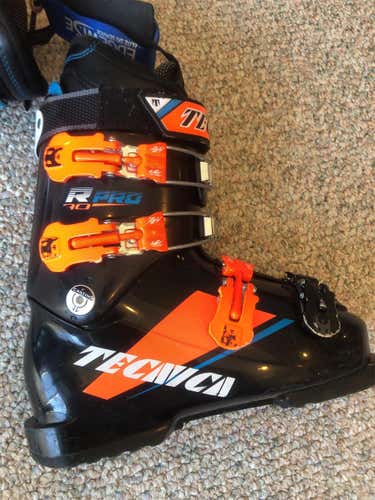Tecnica R Pro Jr Racing Size 288mm 24-24.5 70 Flex Ski Boots