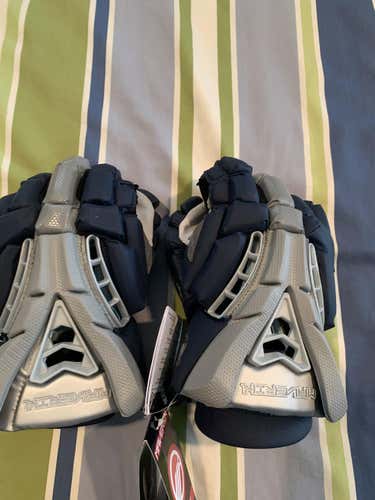 2020 New Georgetown University team issued Maverik Rome Lacrosse Gloves 13"
