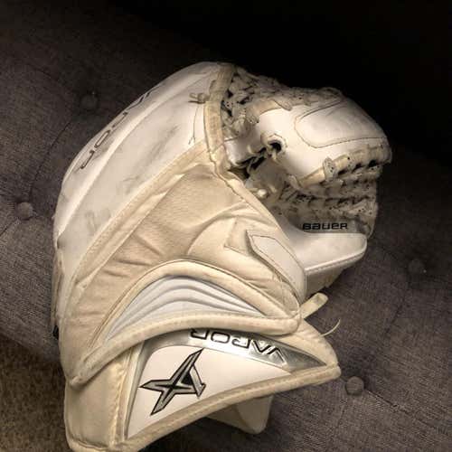 White Senior Regular Vapor 1X Goalie Glove