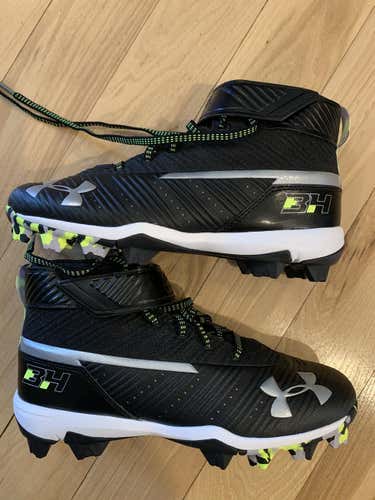 Black New Youth Kid's 5.5 Under Armour Baseball Shoes
