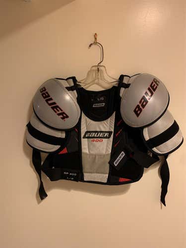 Used Large Bauer Nexus 400 Shoulder Pads
