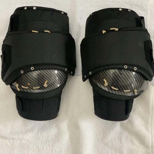 Swiss Made Pro return Goalie Knee pads - Like New.