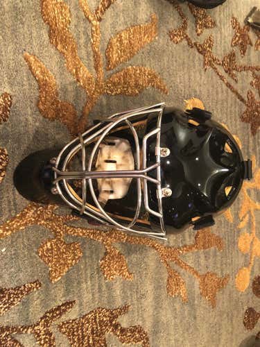 Black Junior Eddy Pro Stock Goalie Mask With Non-Certified Cat Eye Cage