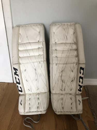 White Used Intermediate 28" CCM Extreme Flex E3.5 Goalie Leg Pads