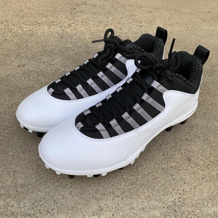 maroon jordan cleats