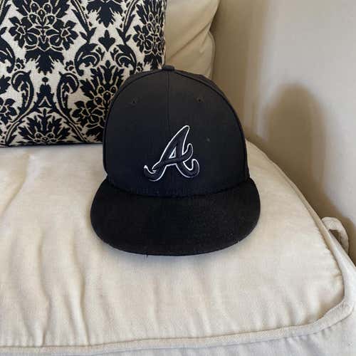Atlanta Braves Black Snapback