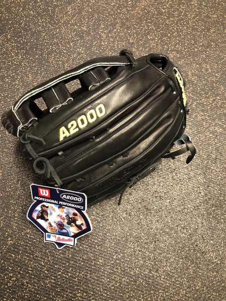 Black New Outfield A2000 12.5" Baseball Glove