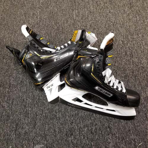 Senior New Bauer Supreme 2S Pro Hockey Skates D&R (Regular) Size 9.5