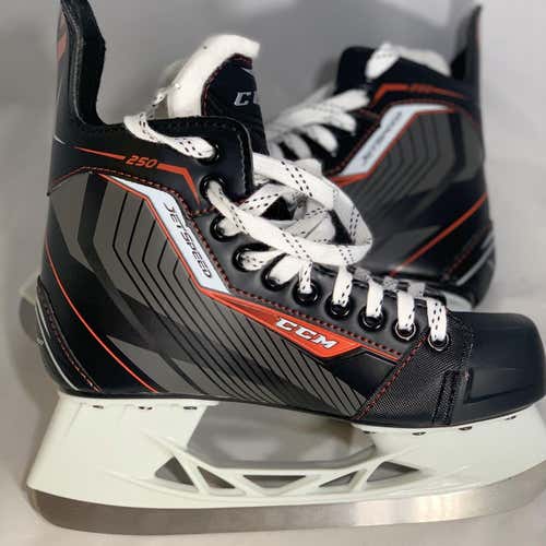 Junior New CCM JetSpeed 250 Hockey Skates D&R (Regular) Size 5