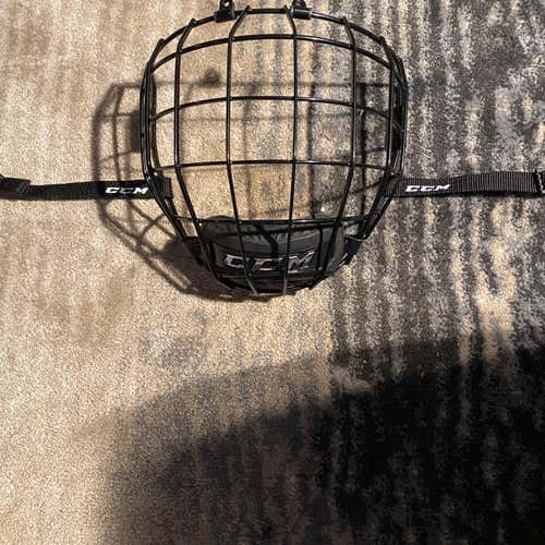 New Medium CCM FM680