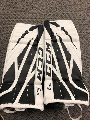 White New 33" CCM Extreme Flex E4.5 Goalie Leg Pads