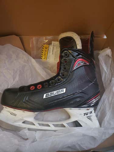 Senior Bauer Vapor X700 Hockey Skates EE Size 9